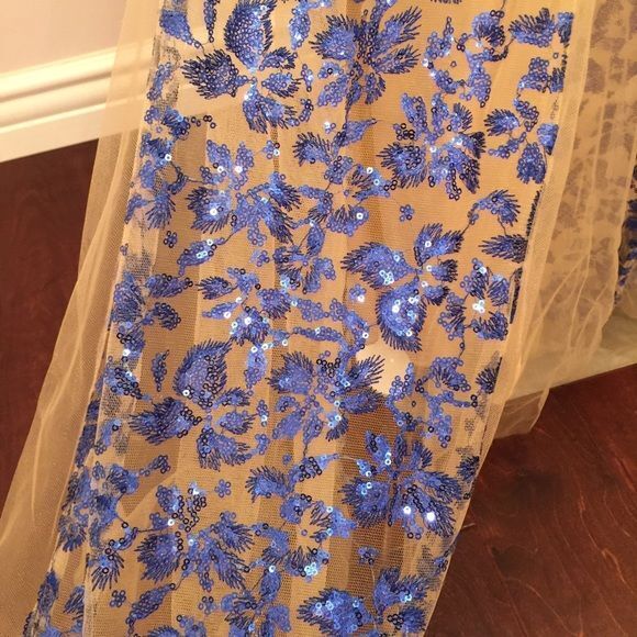 Blue sequin strapless gown - Picture 3 of 4